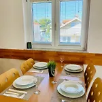 Eni Apartamento Vodice