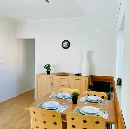 Apartment Eni