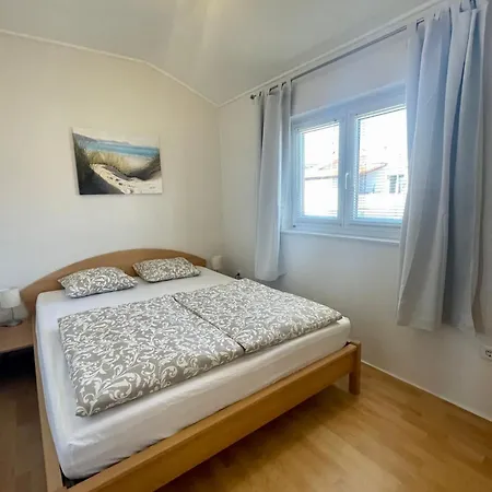 Apartment Eni Vodice