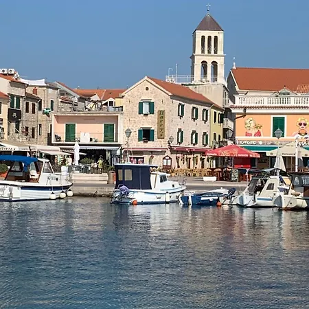 Apartment Eni Vodice